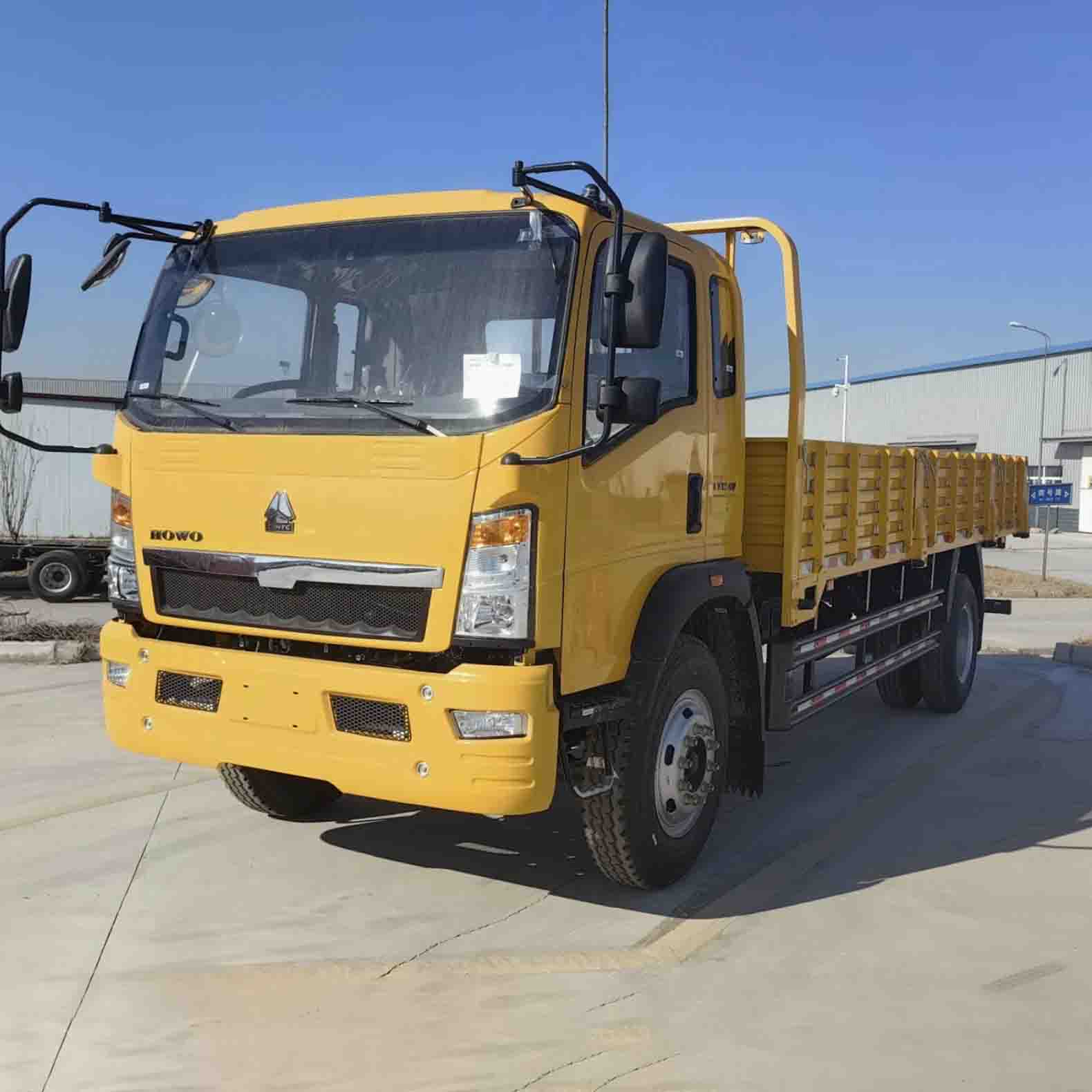 சினோட்ரூக் ஹோவோ 4x2 லைட் கார்கோ டிரக்
